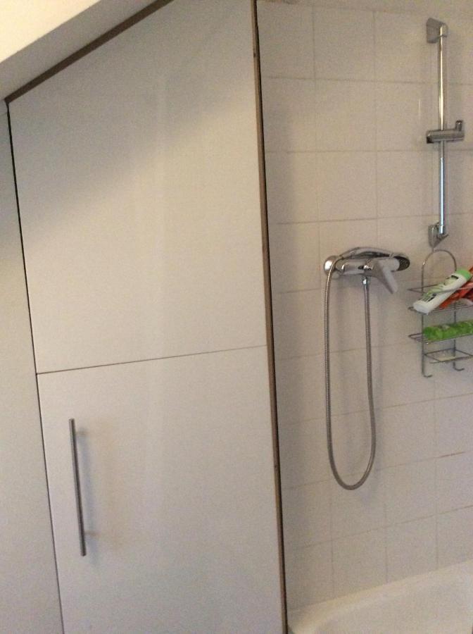 Dachstudio Mit Bad Und Terasse Köln Kültér fotó