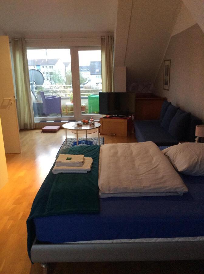 Dachstudio Mit Bad Und Terasse Köln Kültér fotó