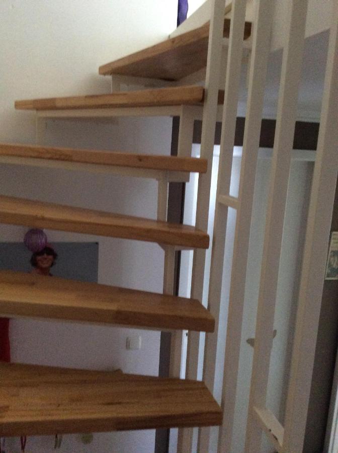 Dachstudio Mit Bad Und Terasse Köln Kültér fotó